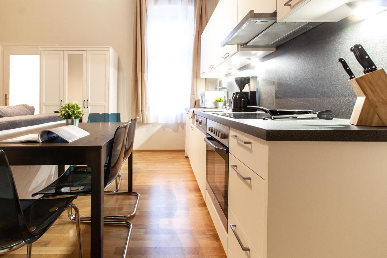 Apartment Lindengasse Vienna Exterior photo