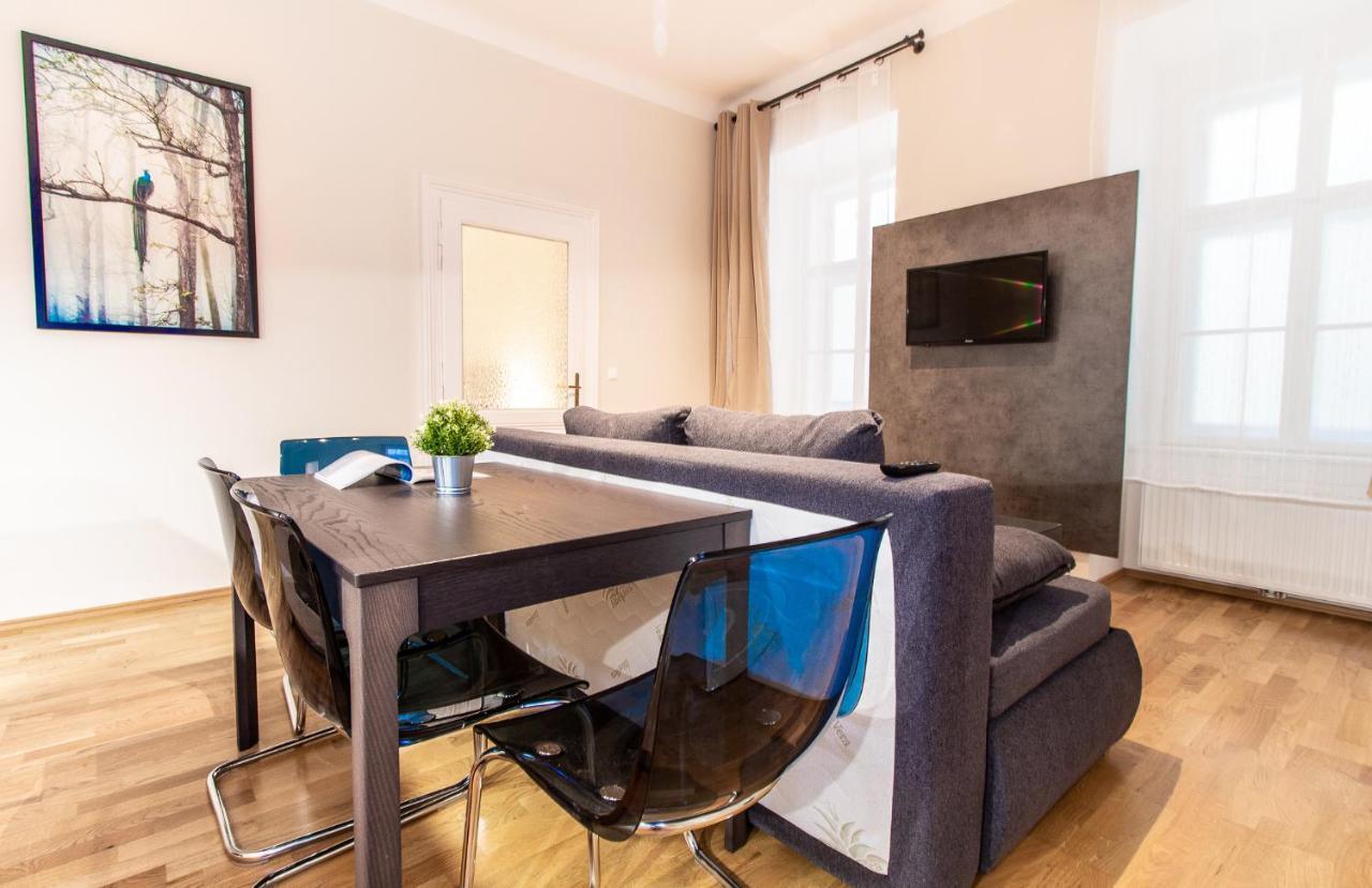 Apartment Lindengasse Vienna Exterior photo