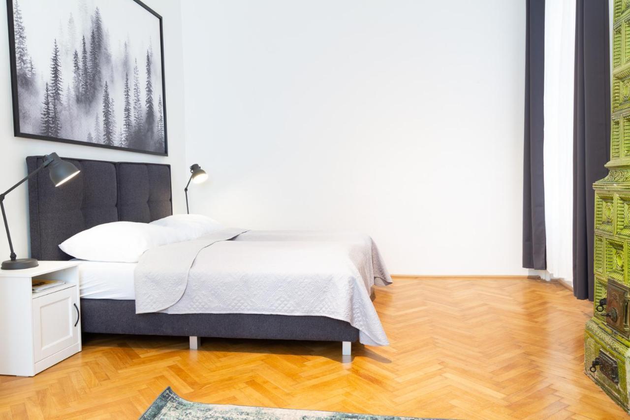 Apartment Lindengasse Vienna Exterior photo