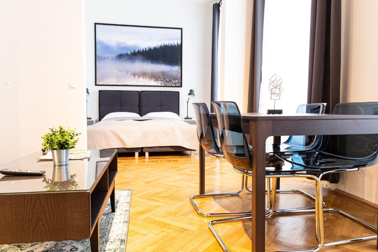 Apartment Lindengasse Vienna Exterior photo