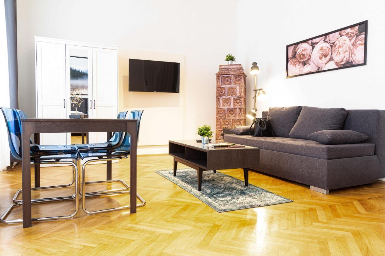 Apartment Lindengasse Vienna Exterior photo